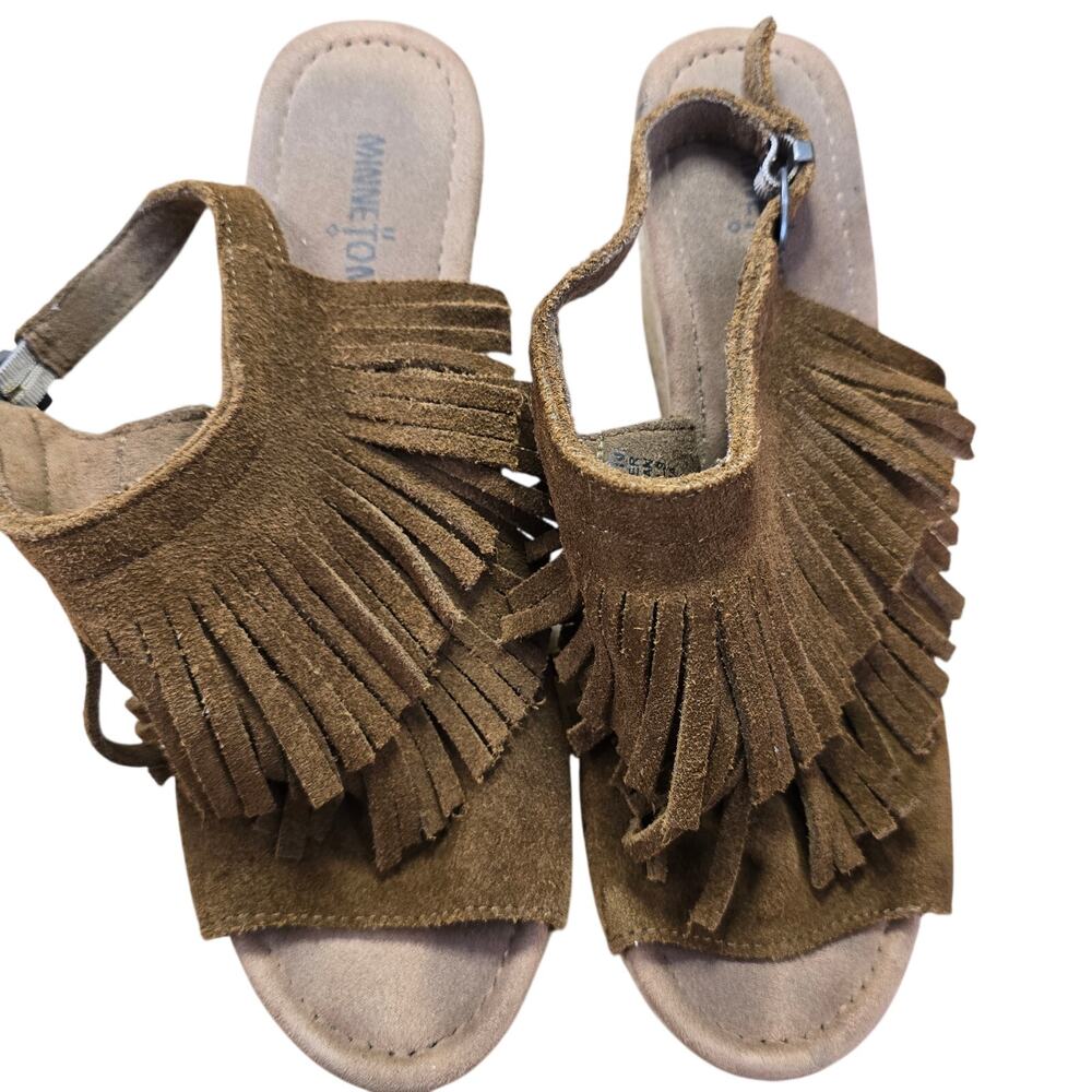 Boho Indie Minnetonka Wedges Tassles Brown Suede Size 10